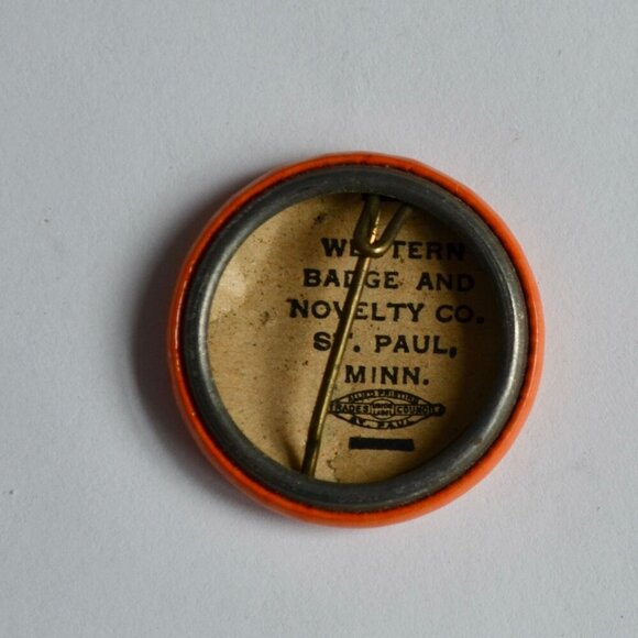 1937 Laundry Linen Dry Cleaning Drivers Local 319 Saint Paul Minnesota Pin Butto - Picture 2 of 2